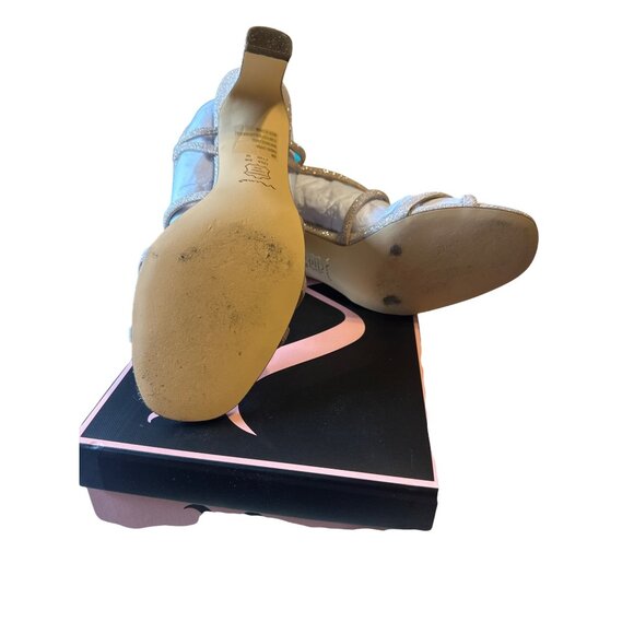 Strappy Gold Glitter Open-Toe Heeled Sandals with secure Buckle Closure - Picture 3 of 3